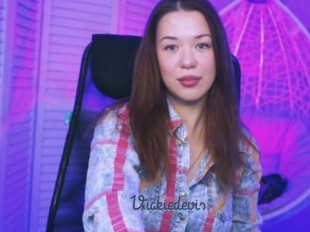 Vickiedevis