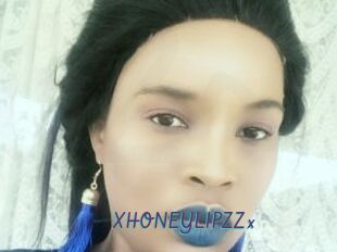 XHONEYLIPZZx