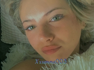 Xxxemma003